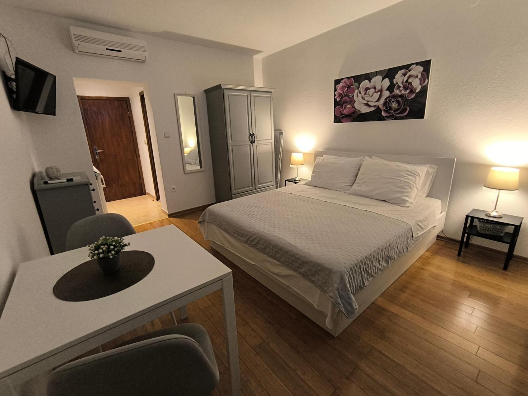 Olga's Sunshine Place Appartement *